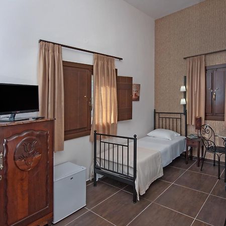 Polys Guest House Katachas Экстерьер фото